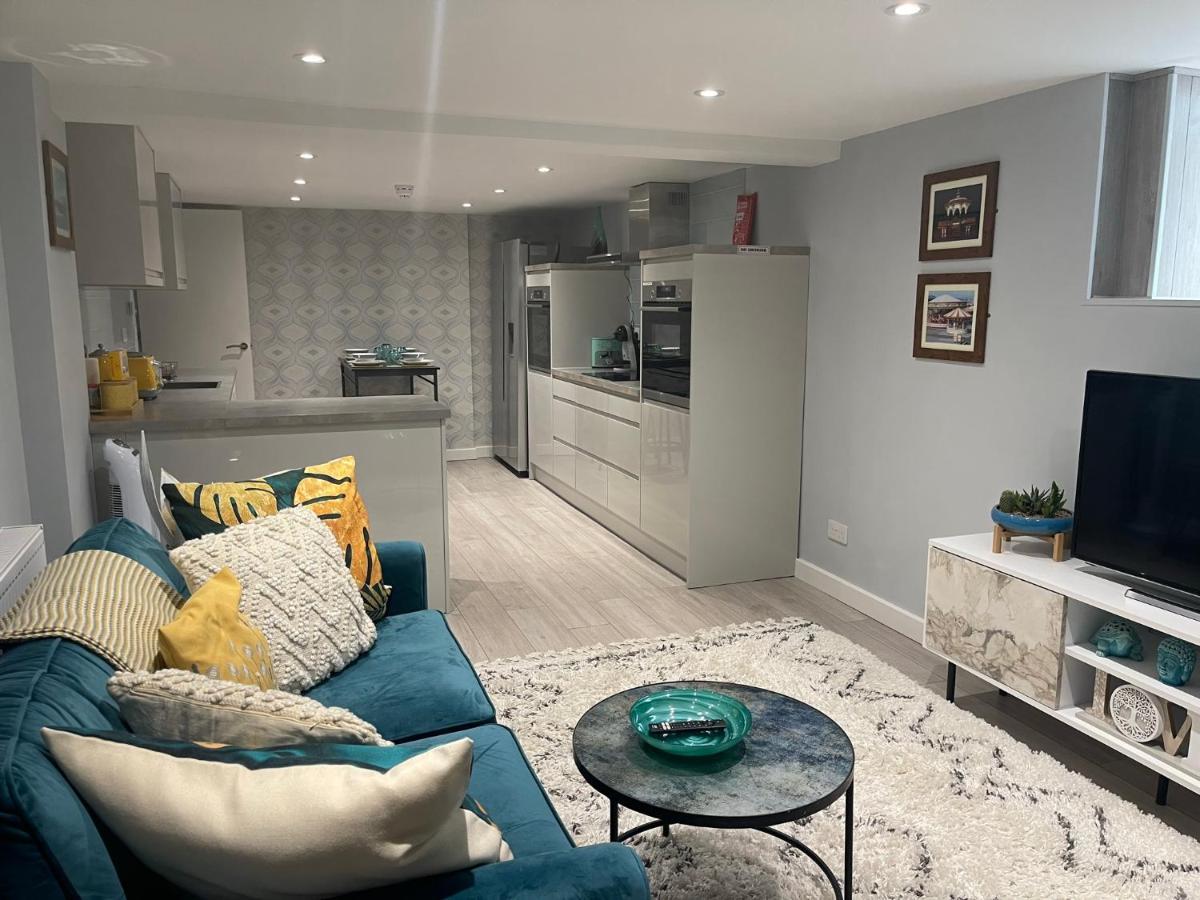Entire 2 Bed Flat With Garden, Located Near Beach Apartment Brighton Екстериор снимка